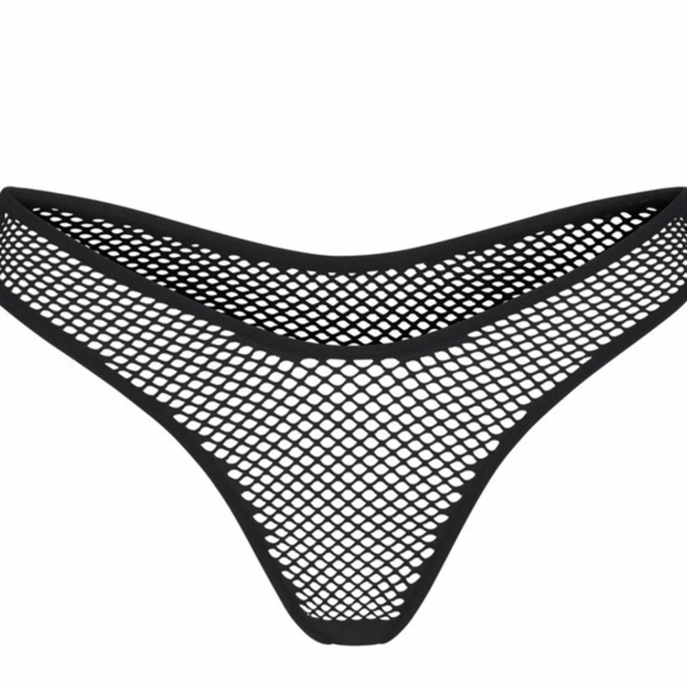 Skims Perforated Seamless Thong - Picture 2 of 4